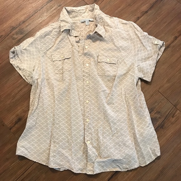 Old Navy Tops - Flowy Button Down Top Old Navy Tops - Flowy Button Down Top